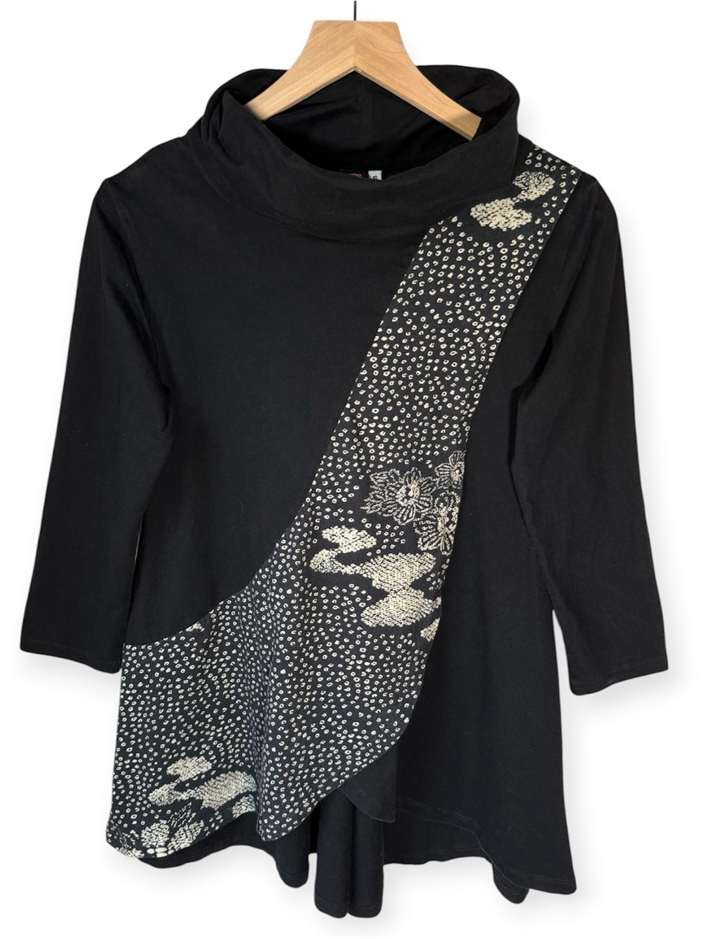 Cupcake International Boho Tunic Top Small Black Cream Lagenlook Art to Wear